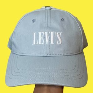 NWT Levi’s Spellout Dad Hat